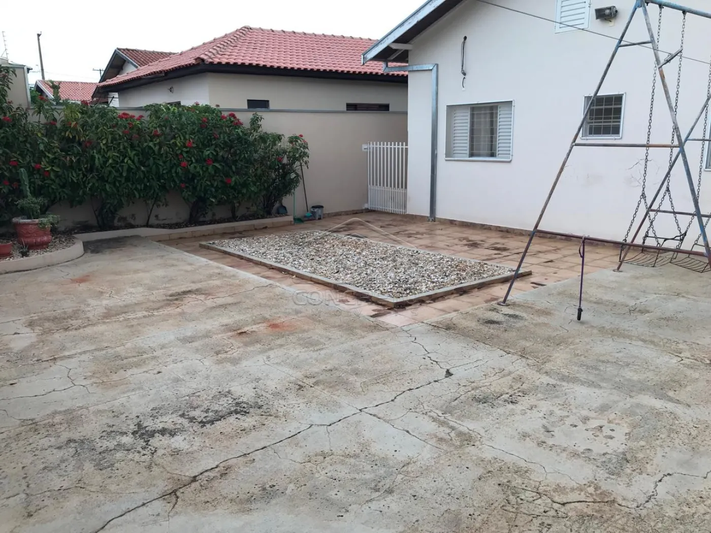 Comprar Casa / Resid&ecirc;ncia em Len&ccedil;&oacute;is Paulista R$ 450.000,00 - Foto 13