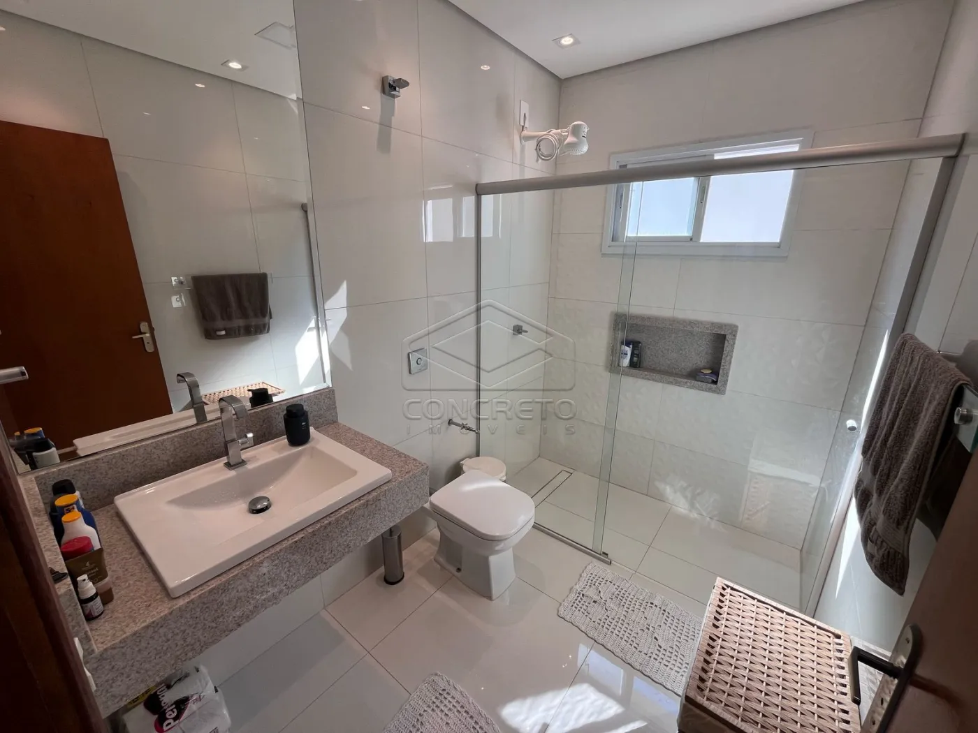 Comprar Casa / Padr&atilde;o em Len&ccedil;&oacute;is Paulista R$ 675.000,00 - Foto 9