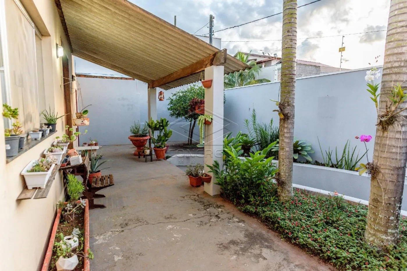 Comprar Casa / Padr&atilde;o em Dois C&oacute;rregos R$ 1.200.000,00 - Foto 3