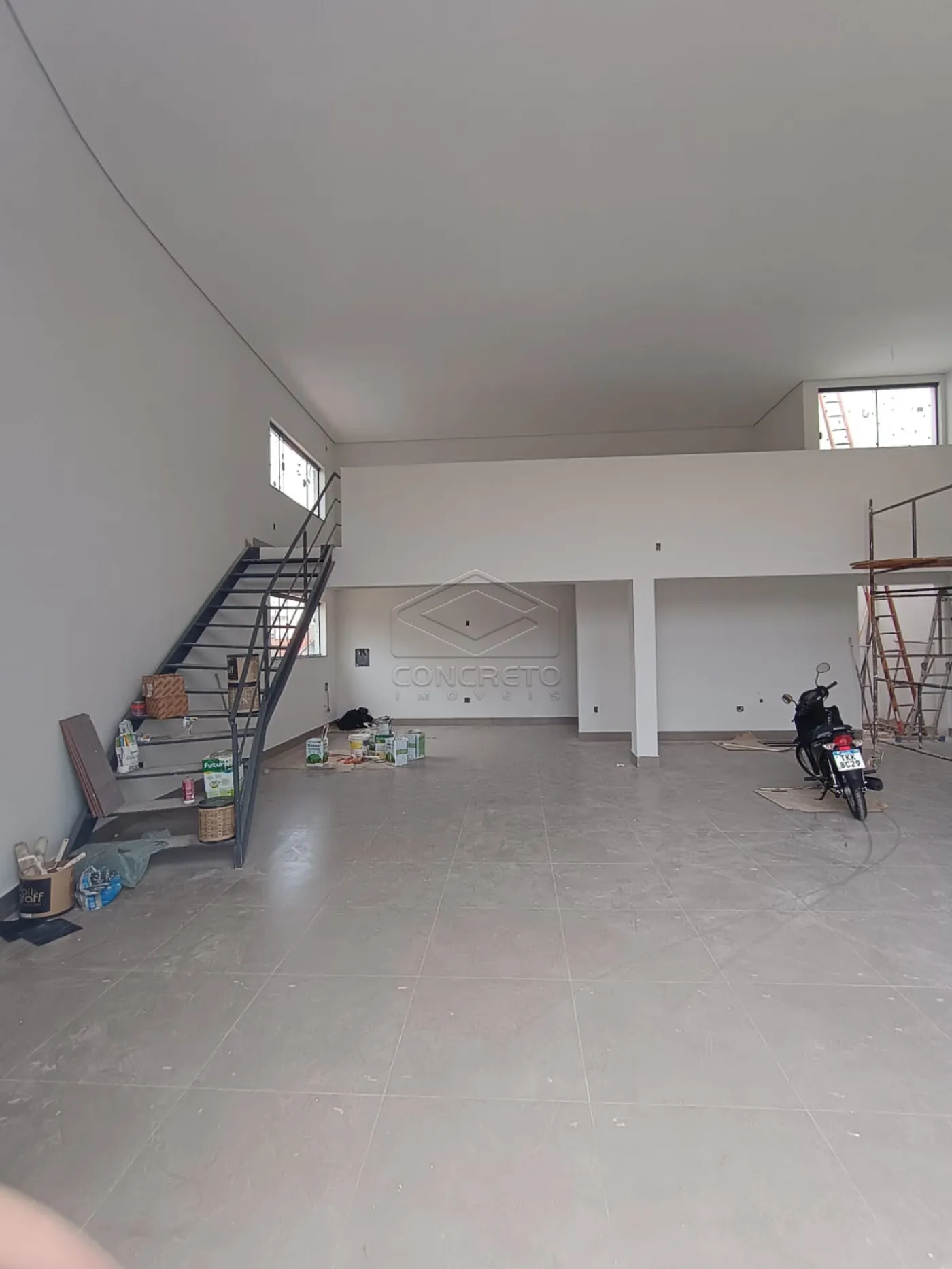 Alugar Comercial / Pr&eacute;dio Comercial em Len&ccedil;&oacute;is Paulista R$ 3.200,00 - Foto 1