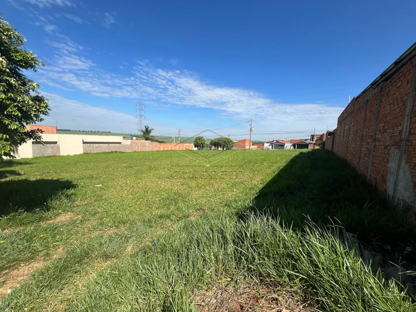 Comprar Terreno / Padr&atilde;o em Len&ccedil;&oacute;is Paulista R$ 150.000,00 - Foto 3