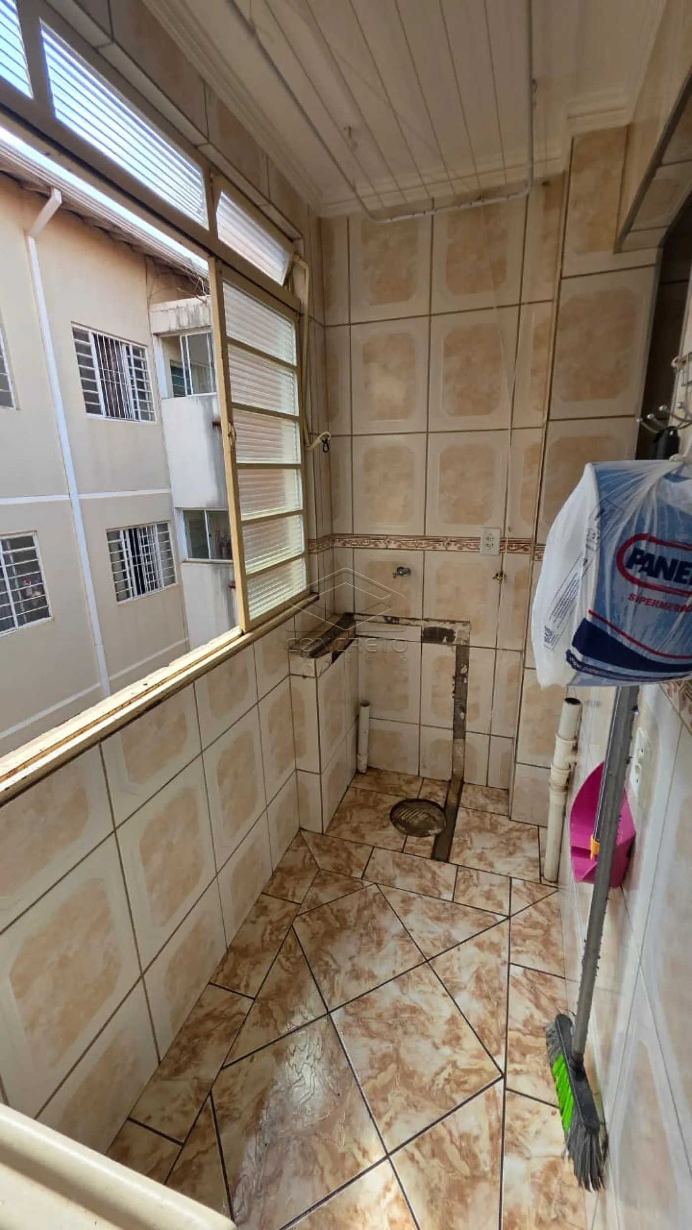 Comprar Apartamento / Padr&atilde;o em Bauru R$ 95.000,00 - Foto 6