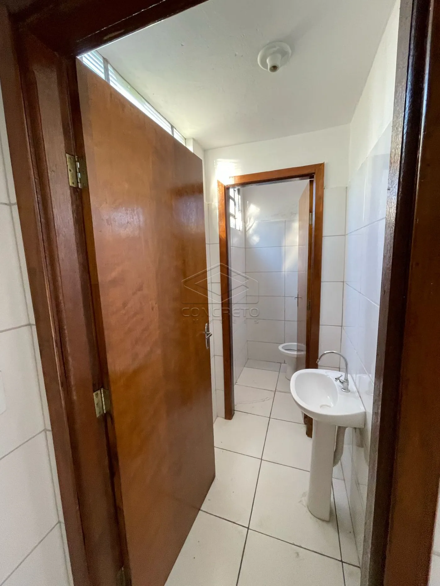 Alugar Comercial / Loja em Len&ccedil;&oacute;is Paulista R$ 950,00 - Foto 6