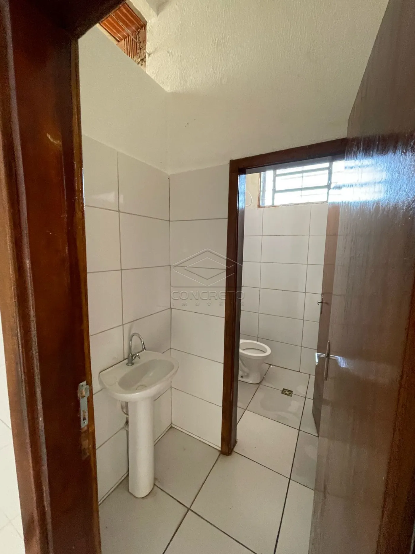 Alugar Comercial / Loja em Len&ccedil;&oacute;is Paulista R$ 950,00 - Foto 7