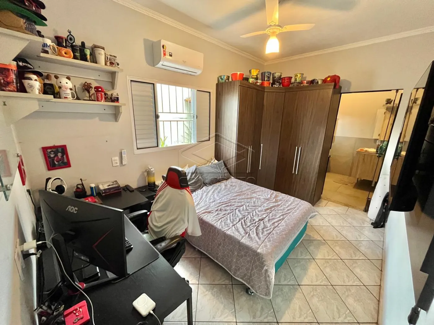 Comprar Casa / Padr&atilde;o em Len&ccedil;&oacute;is Paulista R$ 950.000,00 - Foto 9