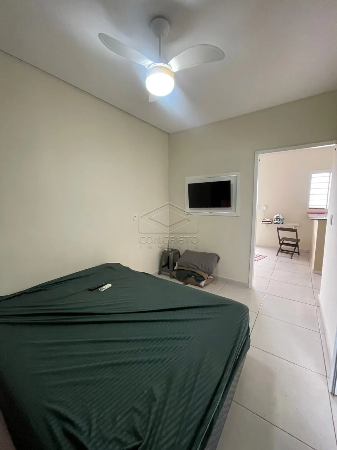 Alugar Apartamento / Kitnet em Len&ccedil;&oacute;is Paulista R$ 1.400,00 - Foto 5