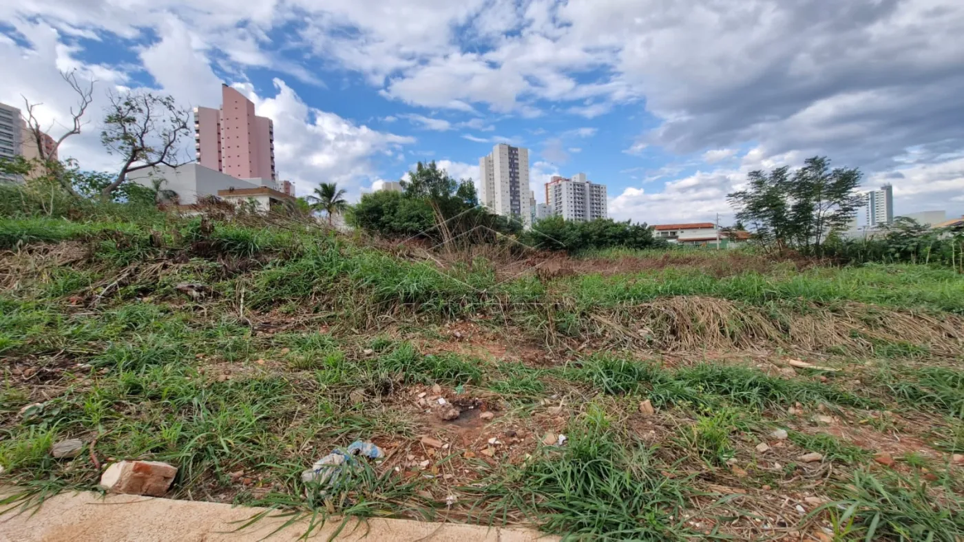 Comprar Terreno / Padr&atilde;o em Bauru R$ 1.307.000,00 - Foto 1