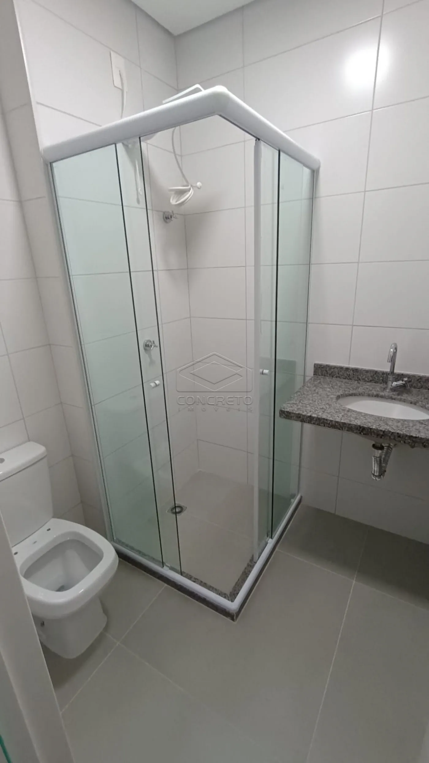 Alugar Apartamento / Padr&atilde;o em Len&ccedil;&oacute;is Paulista R$ 3.000,00 - Foto 4