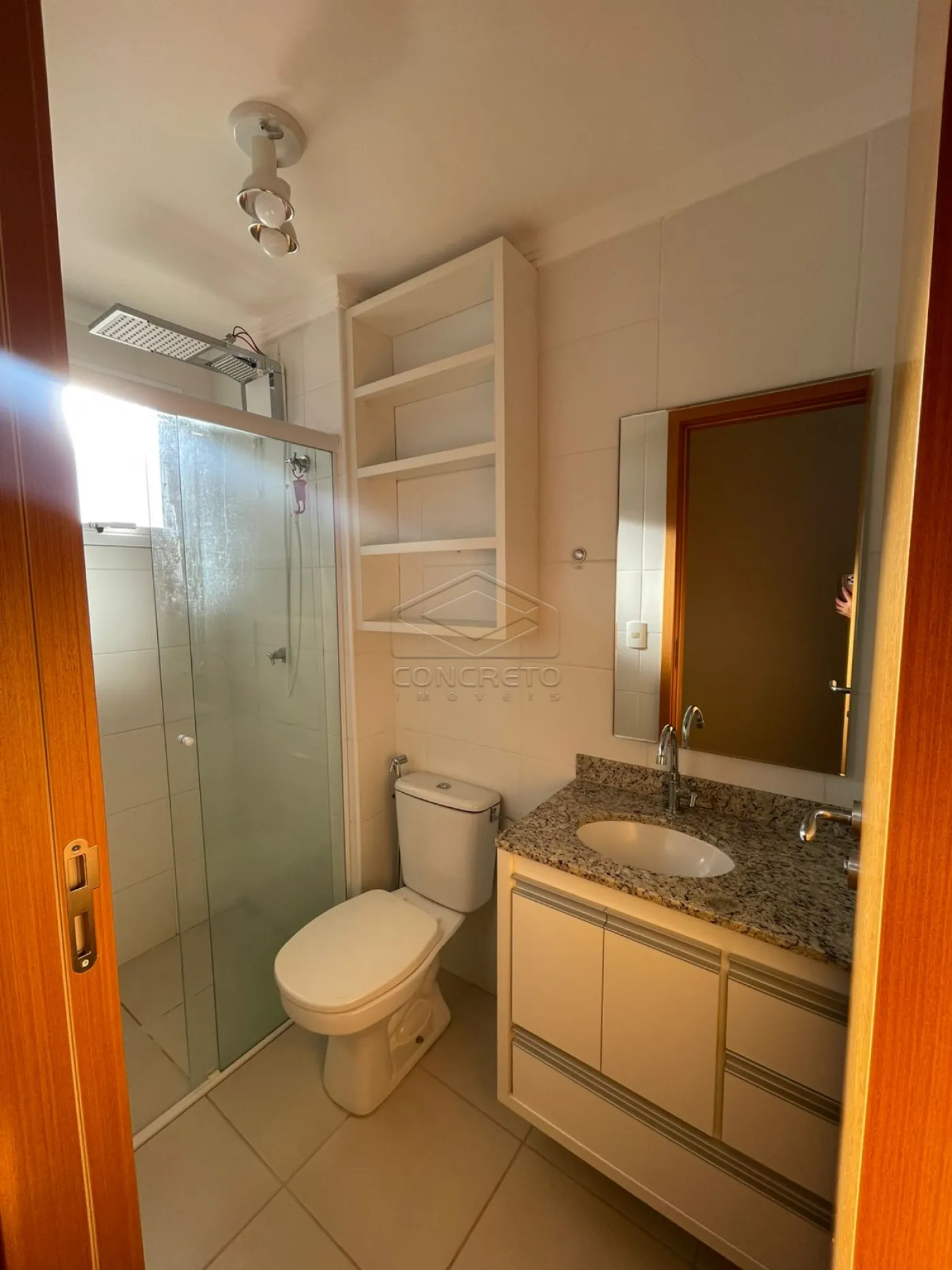 Alugar Apartamento / Padr&atilde;o em Len&ccedil;&oacute;is Paulista R$ 2.200,00 - Foto 5