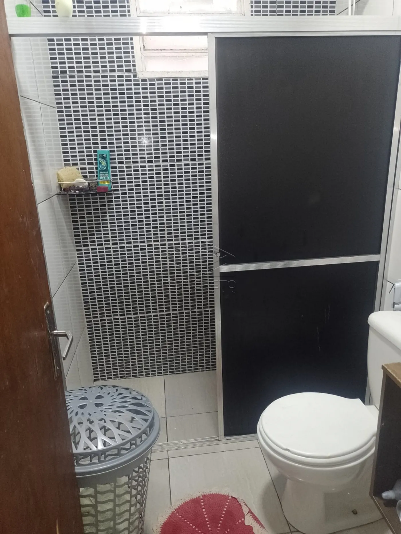Comprar Casa / Padr&atilde;o em Len&ccedil;&oacute;is Paulista R$ 380.000,00 - Foto 3