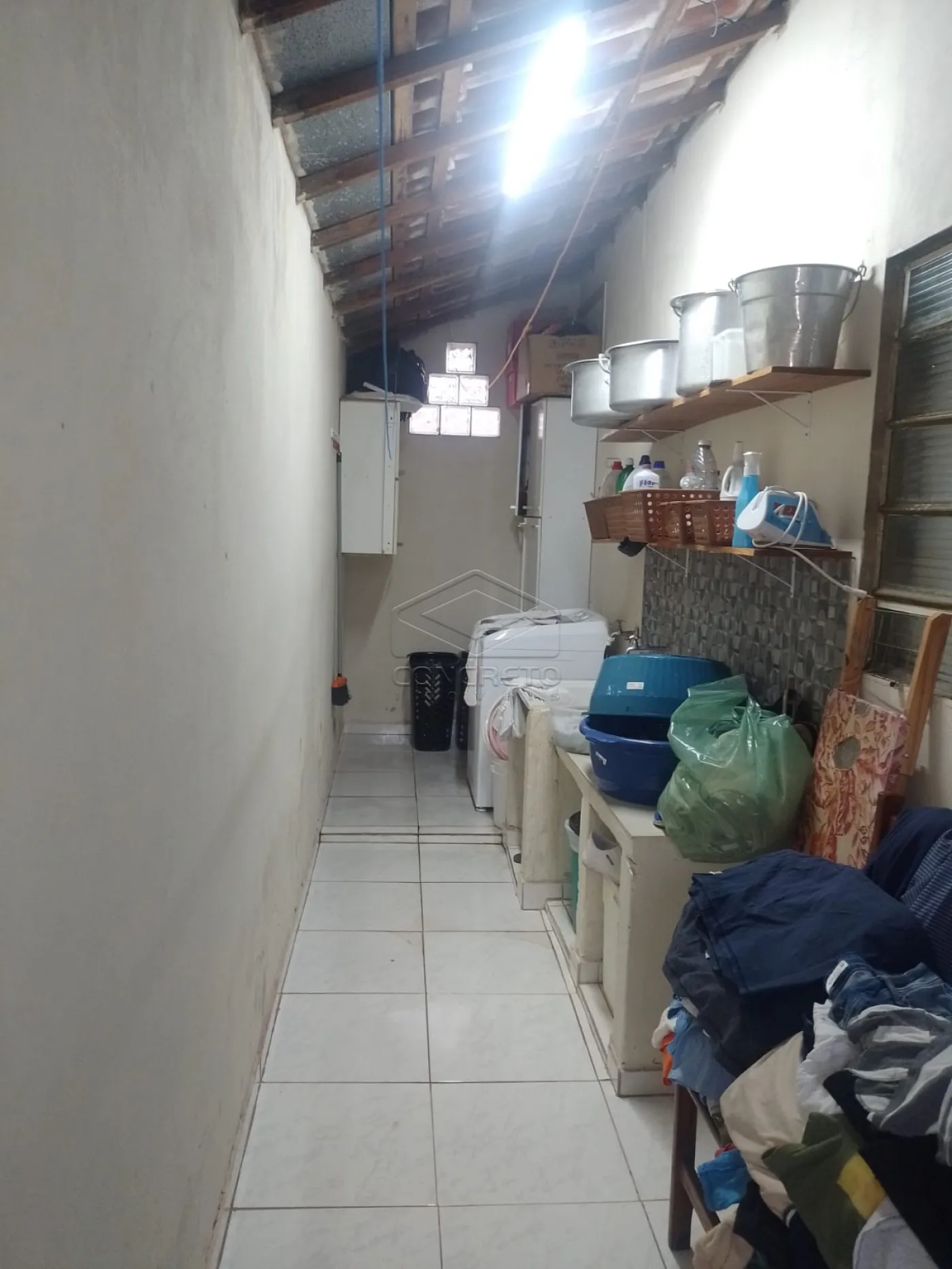 Comprar Casa / Padr&atilde;o em Len&ccedil;&oacute;is Paulista R$ 380.000,00 - Foto 5