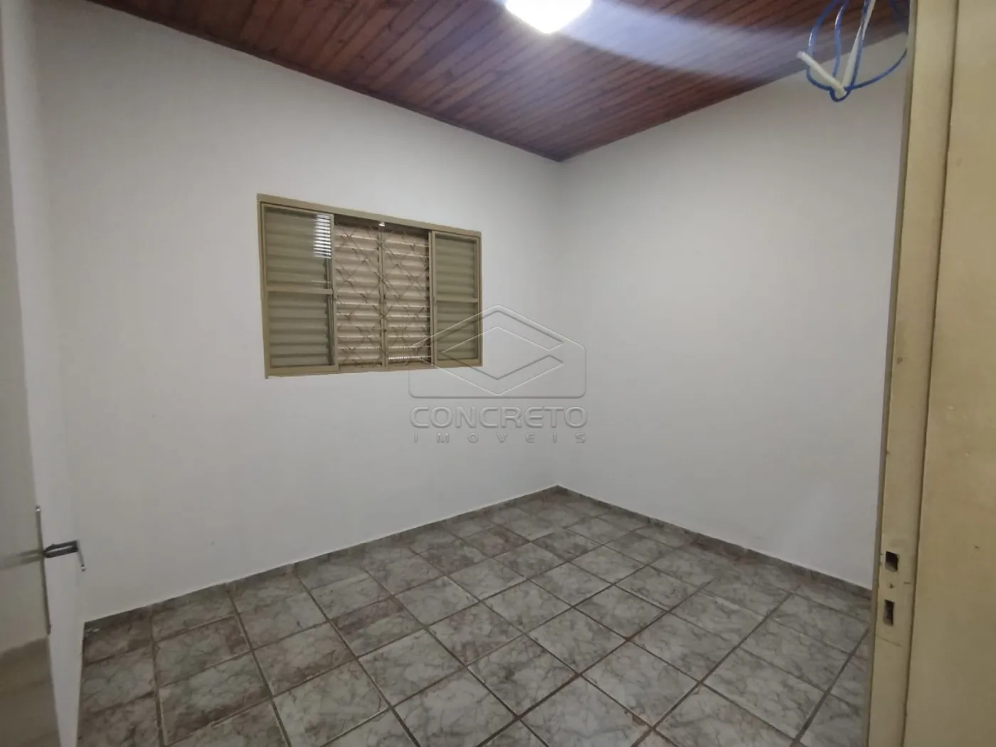Alugar Casa / Padr&atilde;o em Bauru R$ 1.200,00 - Foto 5