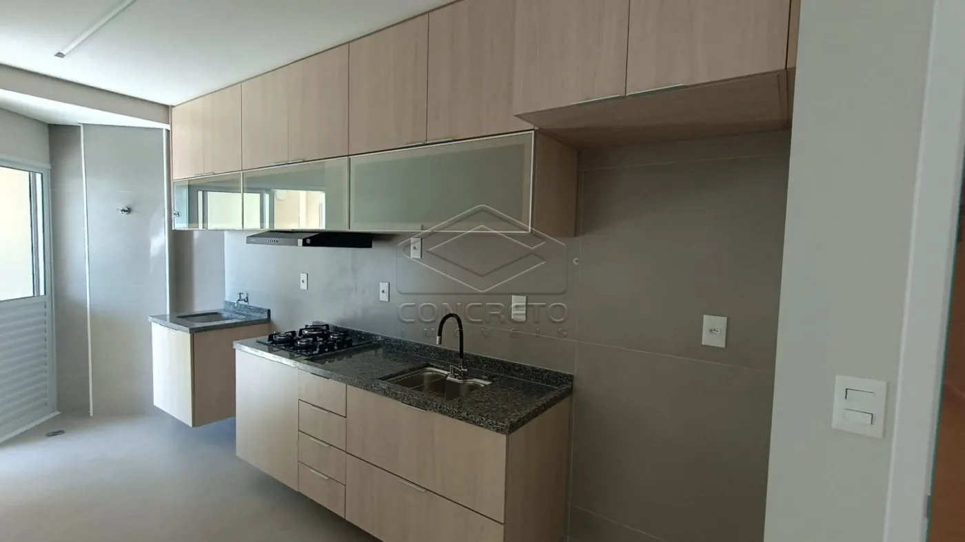 Alugar Apartamento / Padr&atilde;o em Len&ccedil;&oacute;is Paulista R$ 3.350,00 - Foto 1