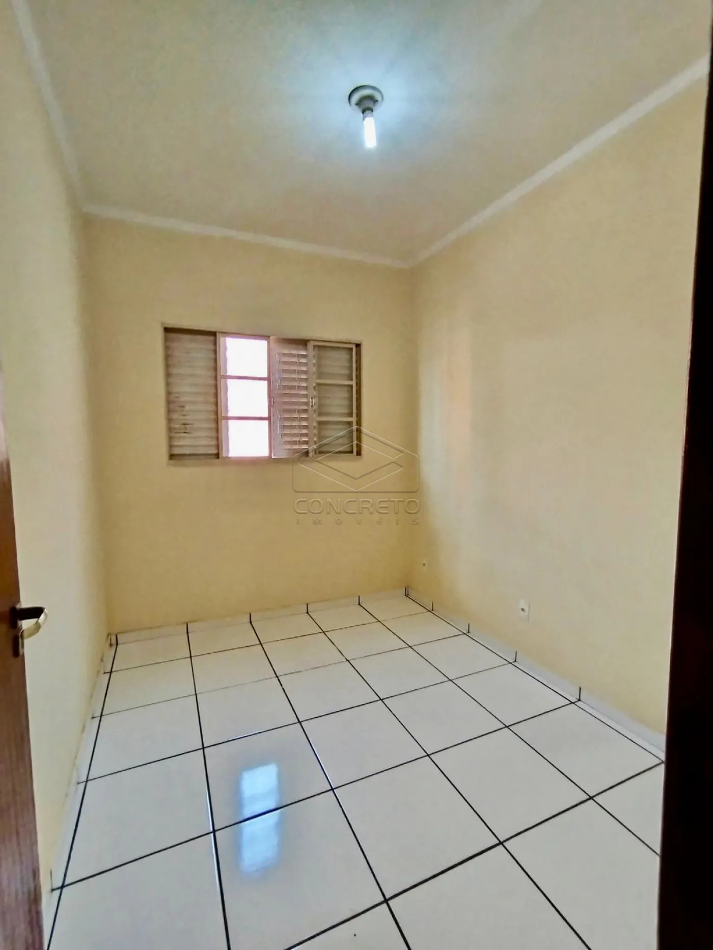 Comprar Casa / Padr&atilde;o em Len&ccedil;&oacute;is Paulista R$ 360.000,00 - Foto 8