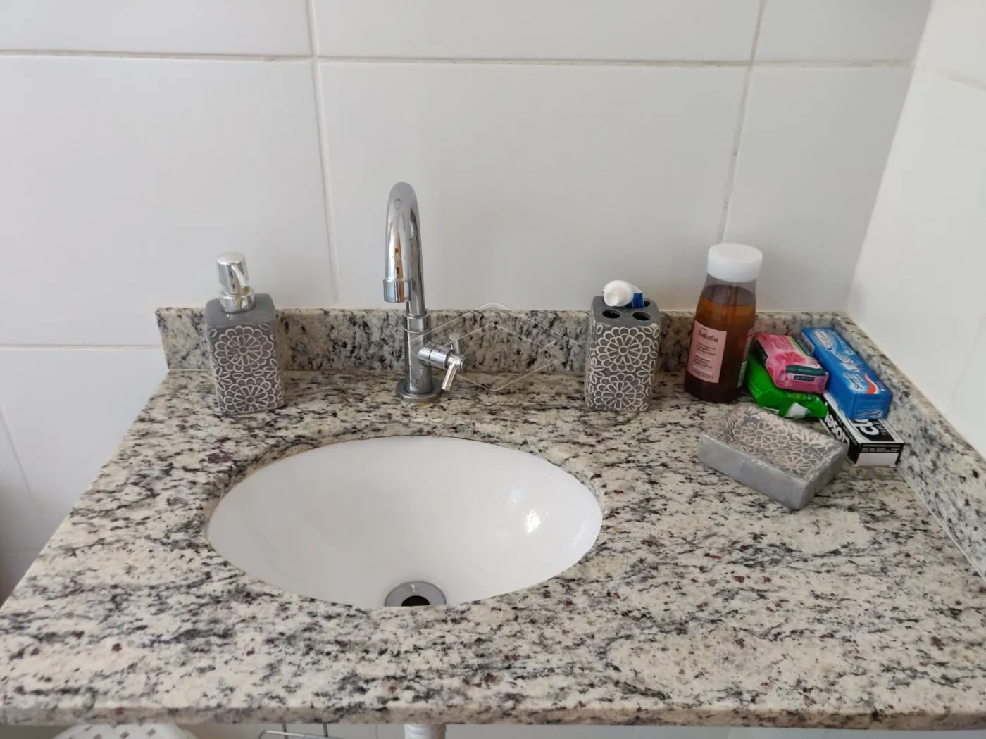 Comprar Apartamento / Padr&atilde;o em Len&ccedil;&oacute;is Paulista R$ 440.000,00 - Foto 4