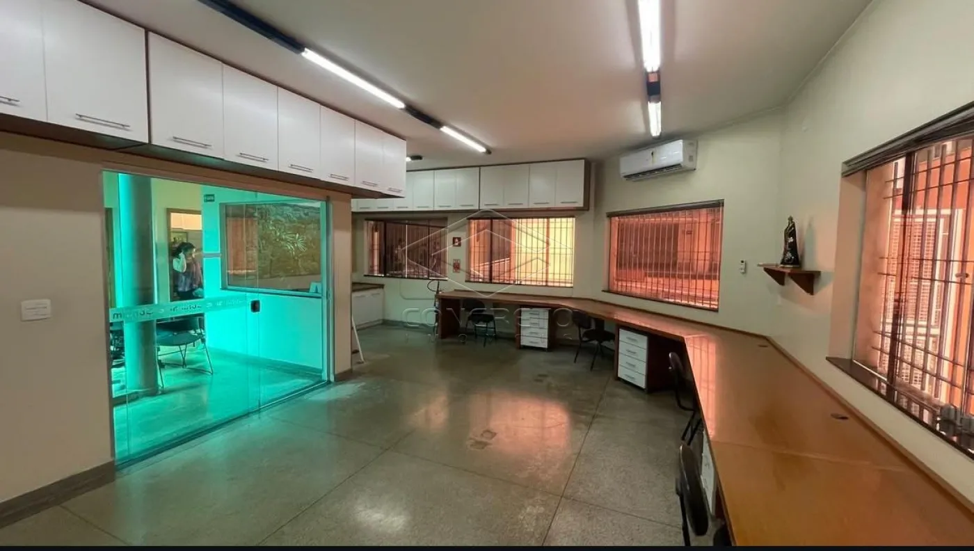 Alugar Comercial / Sal&atilde;o em Bauru R$ 25.000,00 - Foto 3
