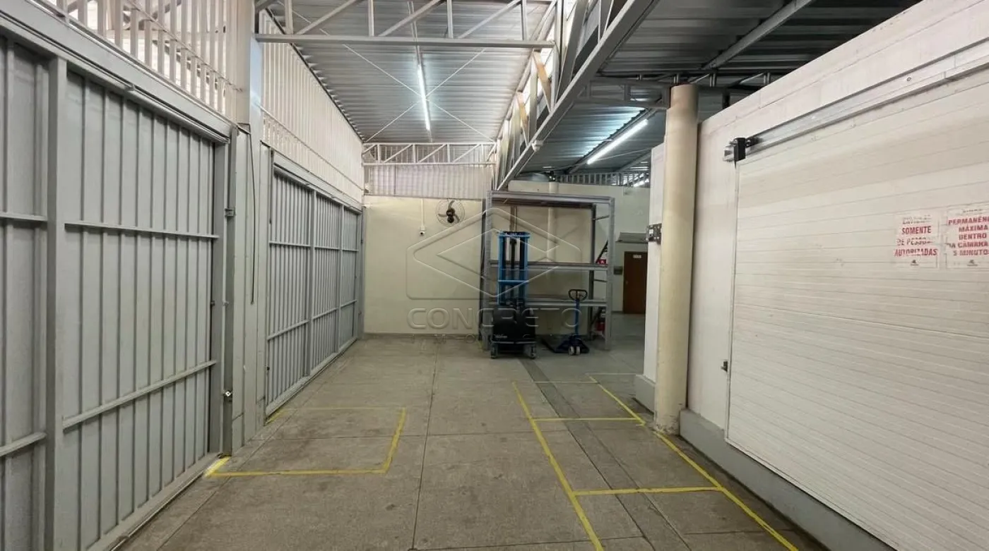 Alugar Comercial / Sal&atilde;o em Bauru R$ 25.000,00 - Foto 44