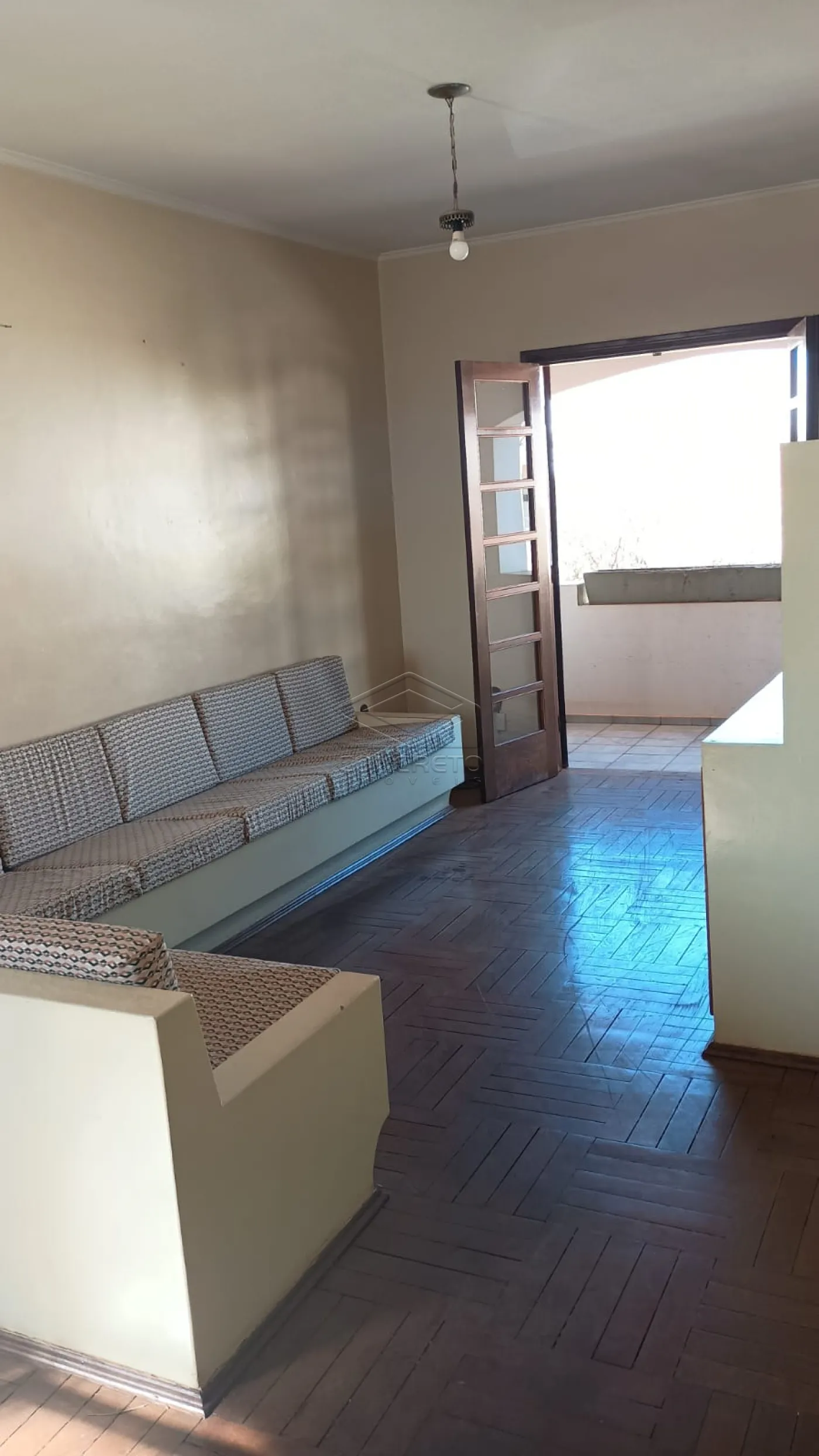 Alugar Casa / Padr&atilde;o em Len&ccedil;&oacute;is Paulista R$ 4.500,00 - Foto 2