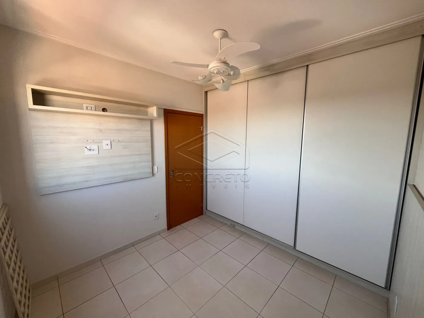 Alugar Apartamento / Padr&atilde;o em Len&ccedil;&oacute;is Paulista R$ 2.300,00 - Foto 5