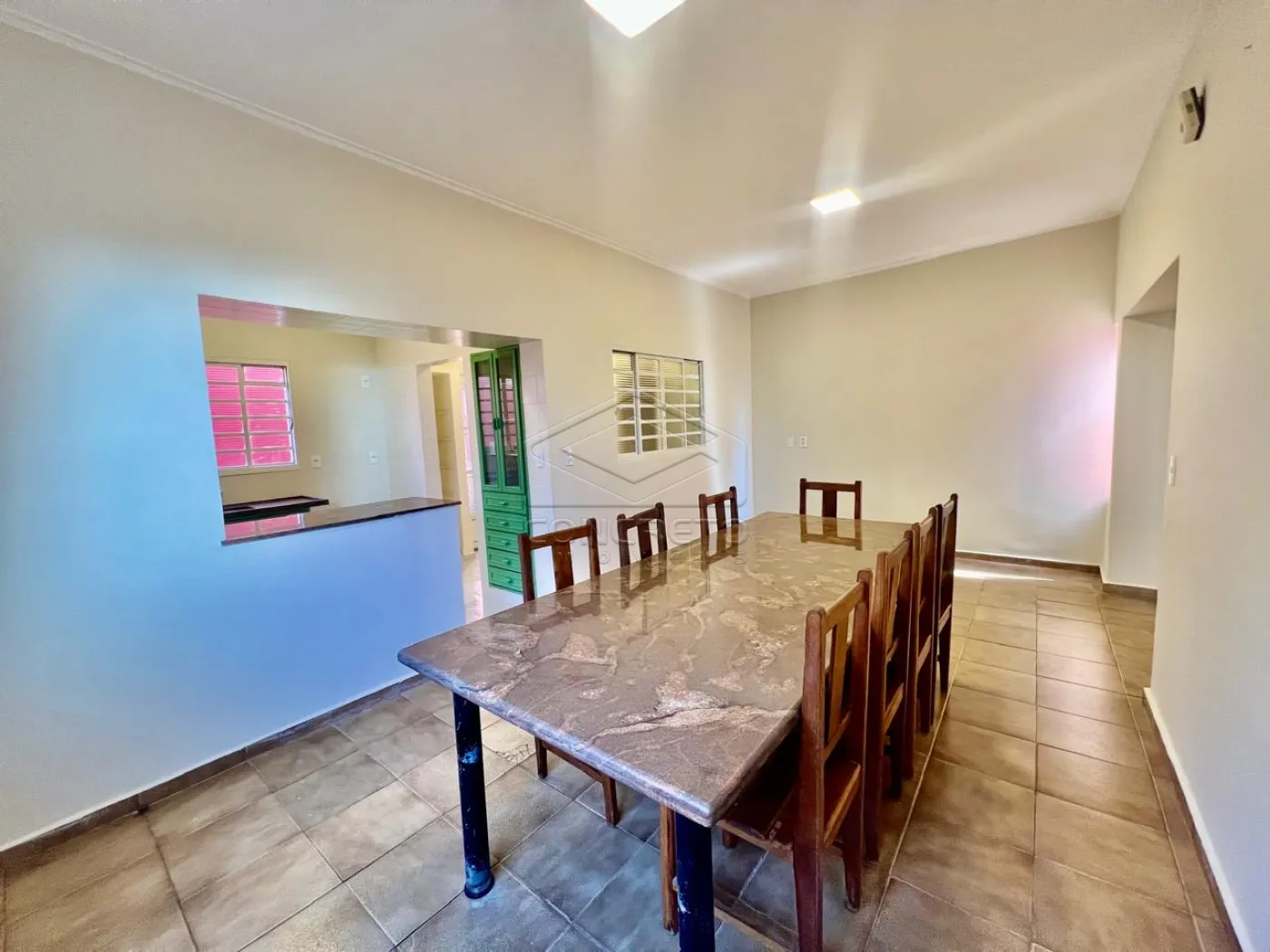 Comprar Casa / Sobrado em Len&ccedil;&oacute;is Paulista R$ 700.000,00 - Foto 7