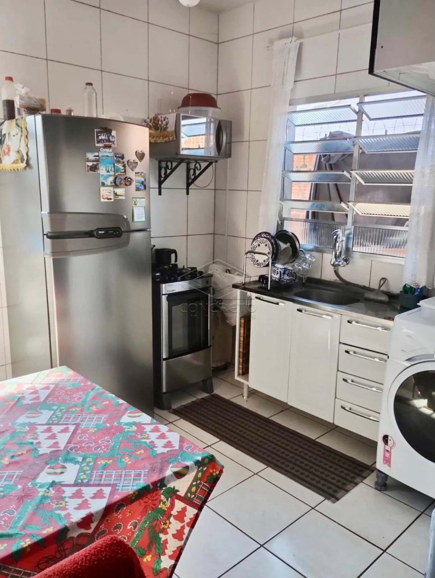 Comprar Casa / Padr&atilde;o em Len&ccedil;&oacute;is Paulista R$ 260.000,00 - Foto 1