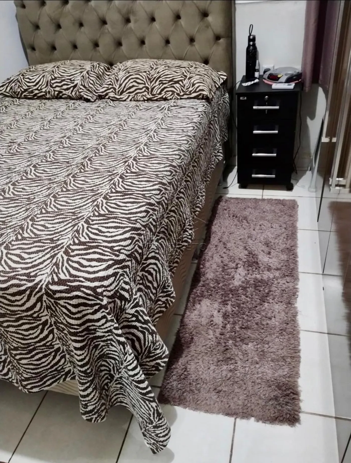 Comprar Casa / Padr&atilde;o em Len&ccedil;&oacute;is Paulista R$ 260.000,00 - Foto 4