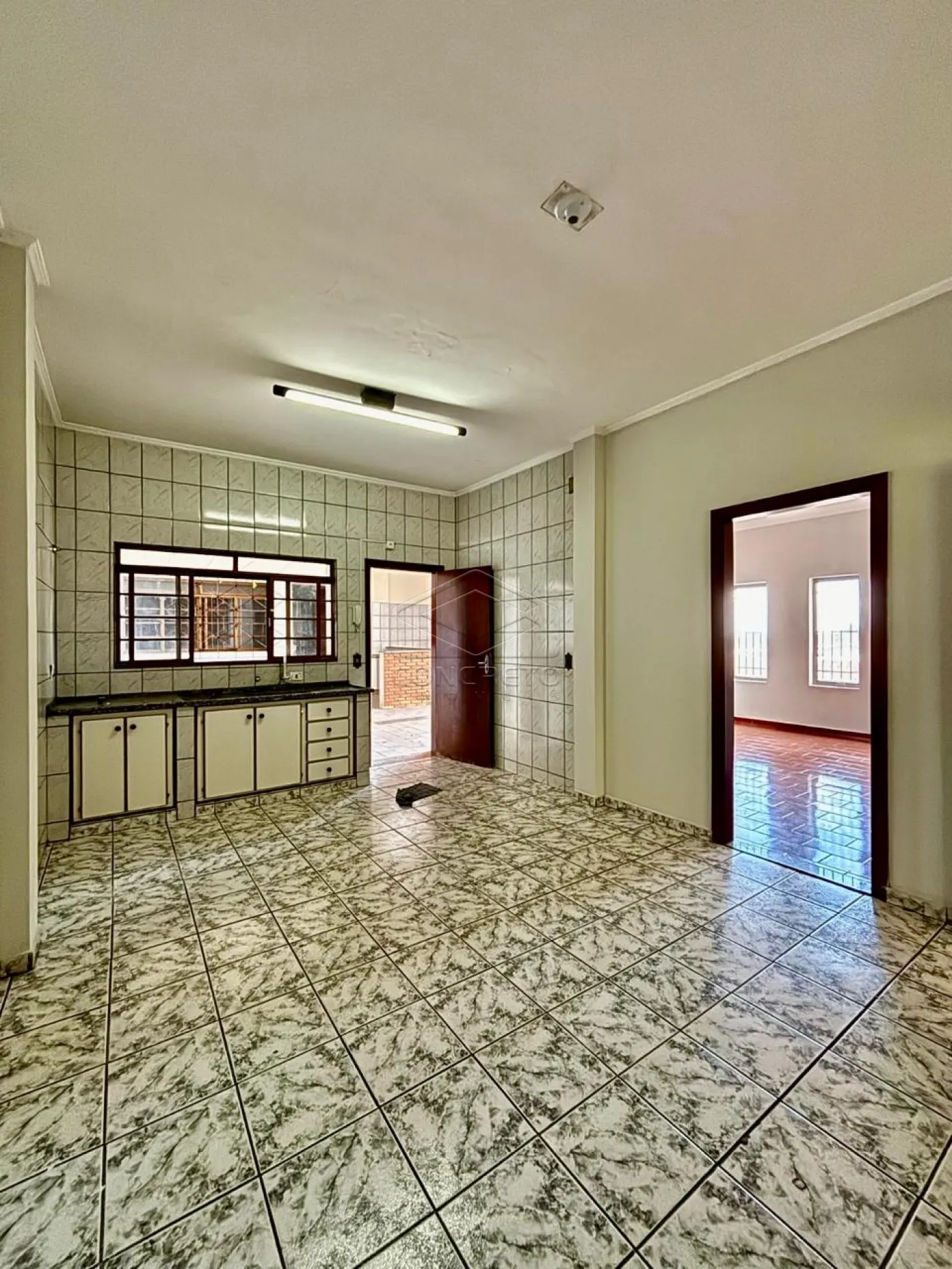 Comprar Casa / Sobrado em Len&ccedil;&oacute;is Paulista R$ 1.300.000,00 - Foto 10