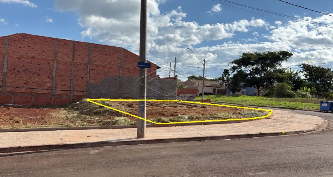 Alugar Terreno / Padr&atilde;o em Len&ccedil;&oacute;is Paulista R$ 1.500,00 - Foto 3