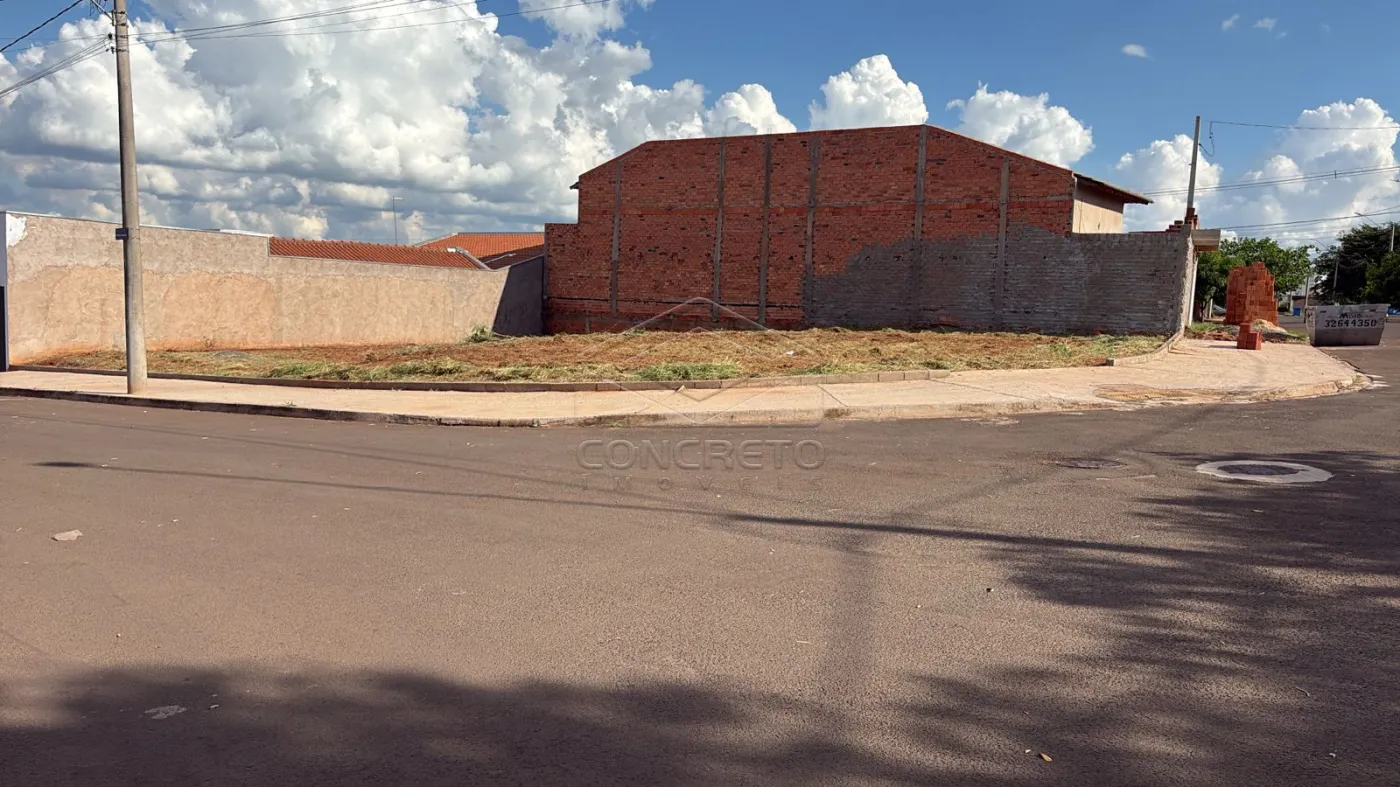 Alugar Terreno / Padr&atilde;o em Len&ccedil;&oacute;is Paulista R$ 1.500,00 - Foto 1