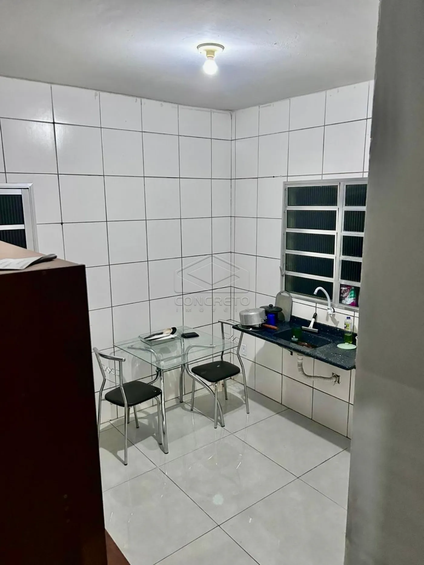 Comprar Casa / Padr&atilde;o em Len&ccedil;&oacute;is Paulista R$ 230.000,00 - Foto 5