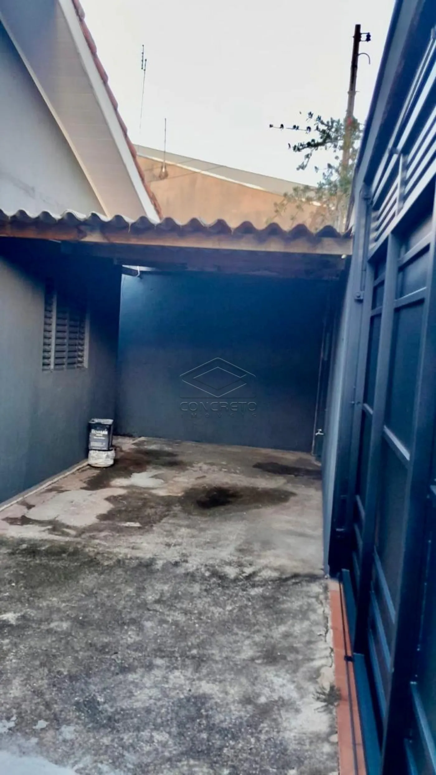 Comprar Casa / Padr&atilde;o em Len&ccedil;&oacute;is Paulista R$ 310.000,00 - Foto 2