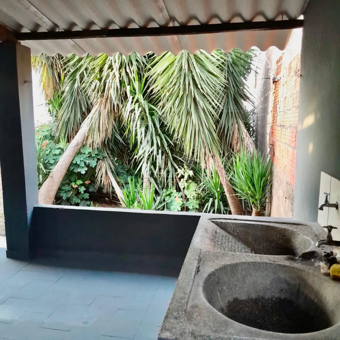 Comprar Casa / Padr&atilde;o em Len&ccedil;&oacute;is Paulista R$ 310.000,00 - Foto 5