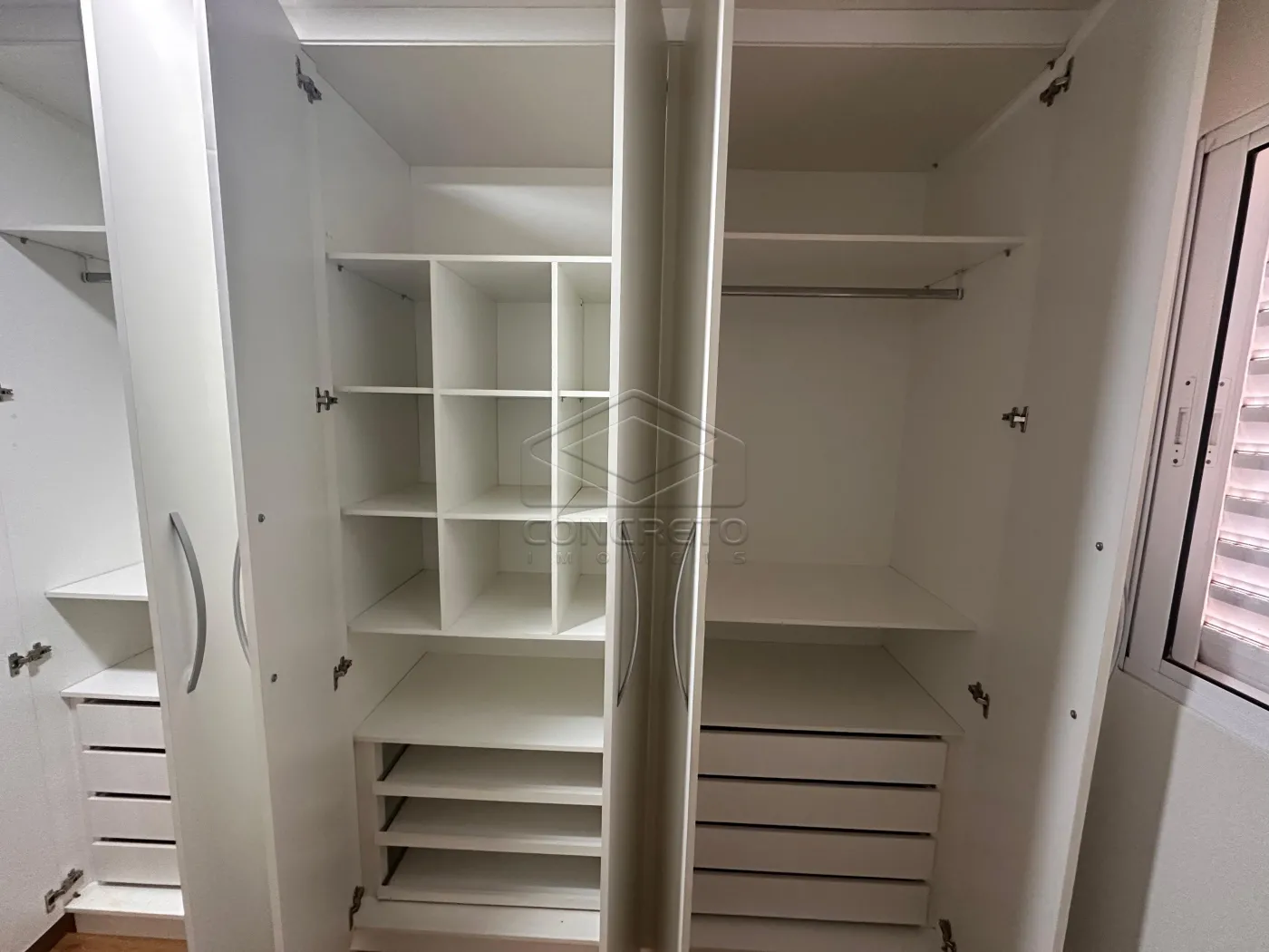 Alugar Apartamento / Padr&atilde;o em Len&ccedil;&oacute;is Paulista R$ 1.900,00 - Foto 12