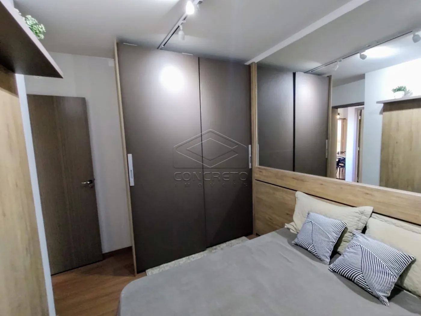Comprar Apartamento / Mobiliado em Len&ccedil;&oacute;is Paulista R$ 375.000,00 - Foto 5