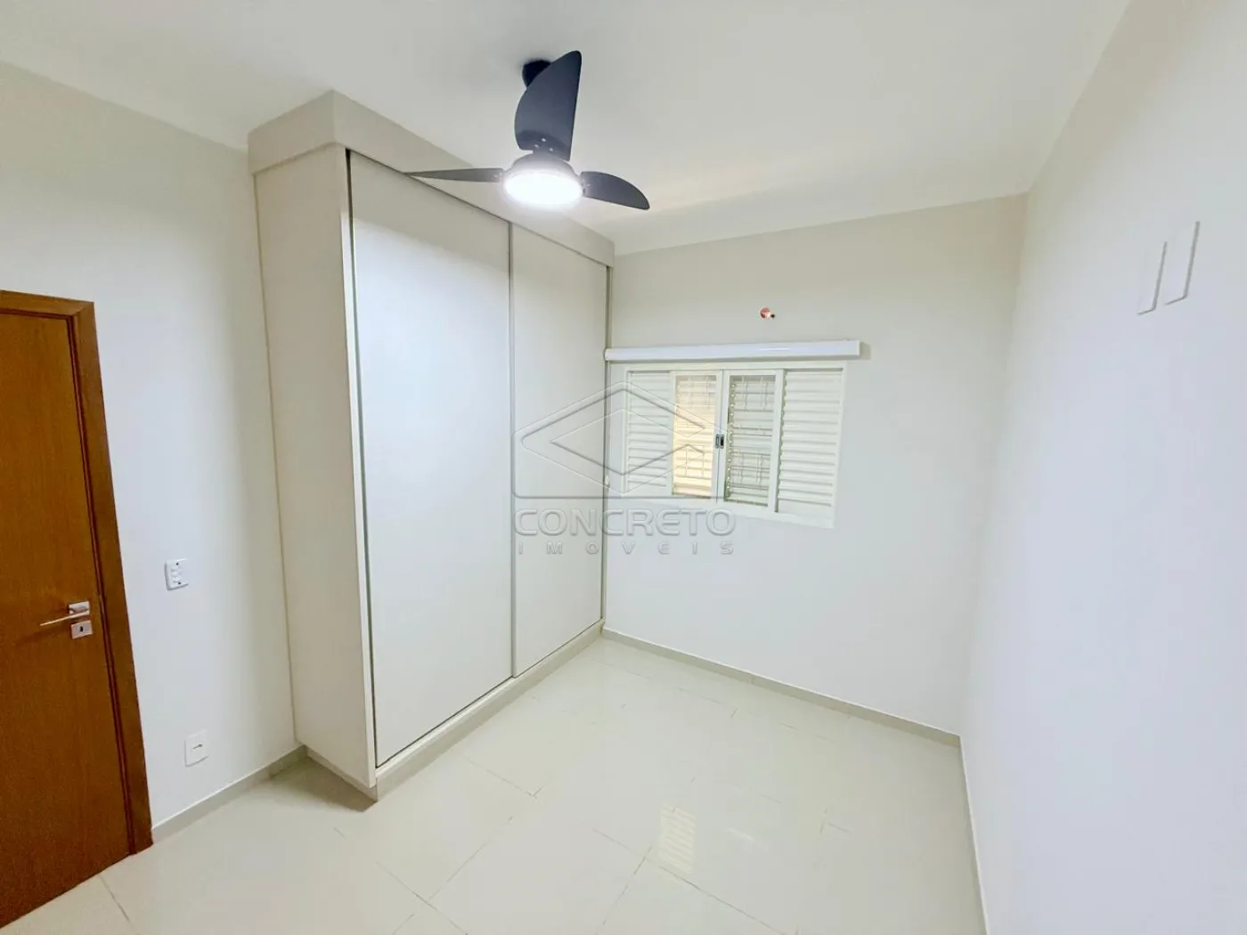 Comprar Casa / Padr&atilde;o em Len&ccedil;&oacute;is Paulista R$ 620.000,00 - Foto 6