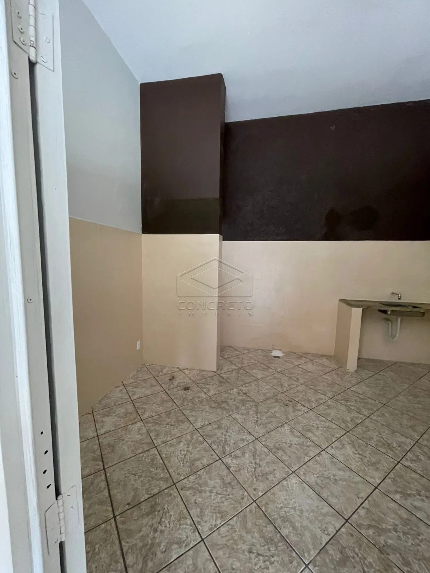 Alugar Comercial / Loja em Len&ccedil;&oacute;is Paulista R$ 1.200,00 - Foto 3
