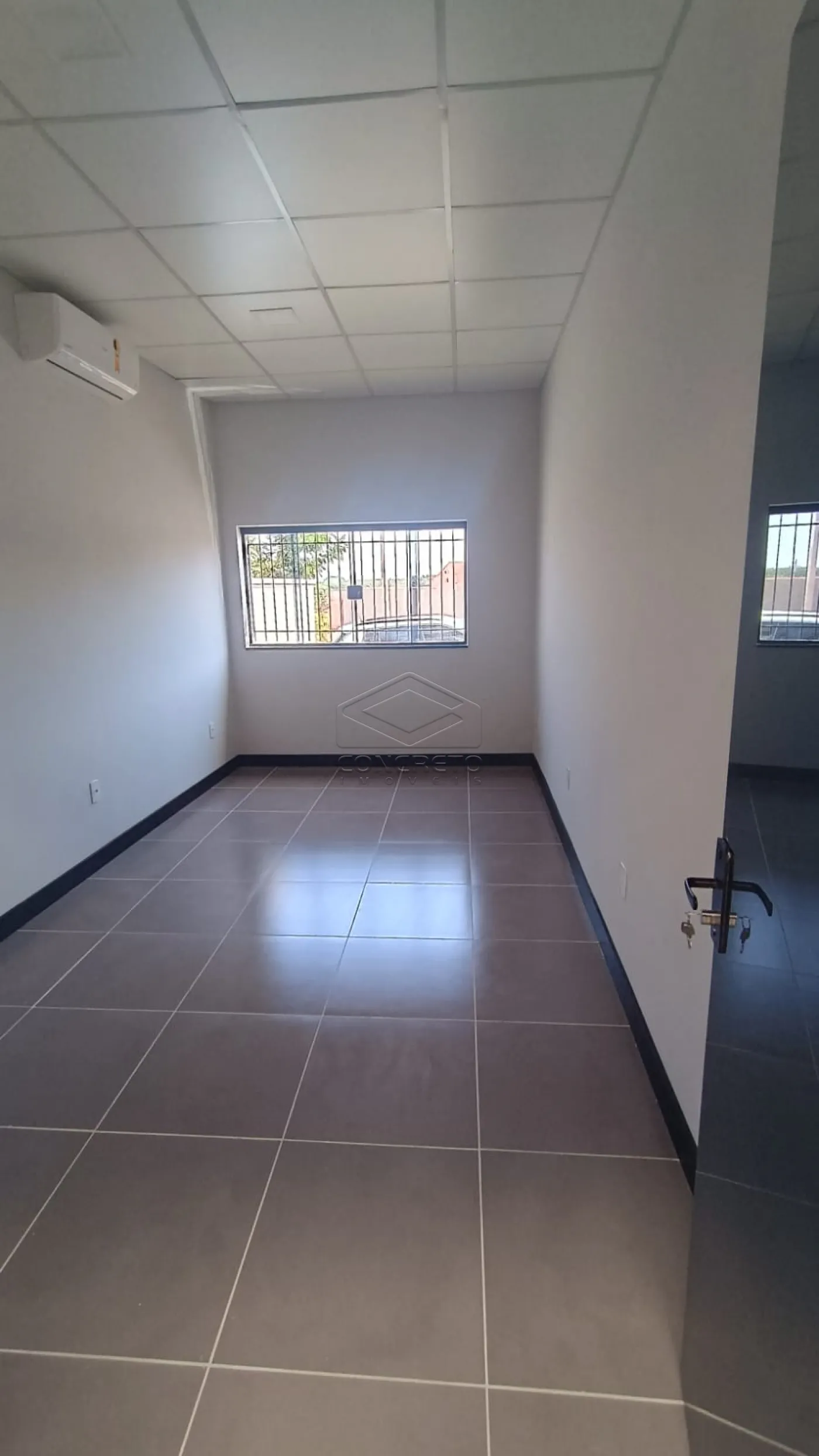 Alugar Comercial / Galp&atilde;o em Len&ccedil;&oacute;is Paulista R$ 5.000,00 - Foto 7