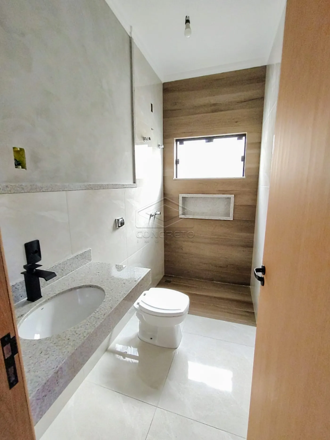 Comprar Casa / Padr&atilde;o em Len&ccedil;&oacute;is Paulista R$ 470.000,00 - Foto 8