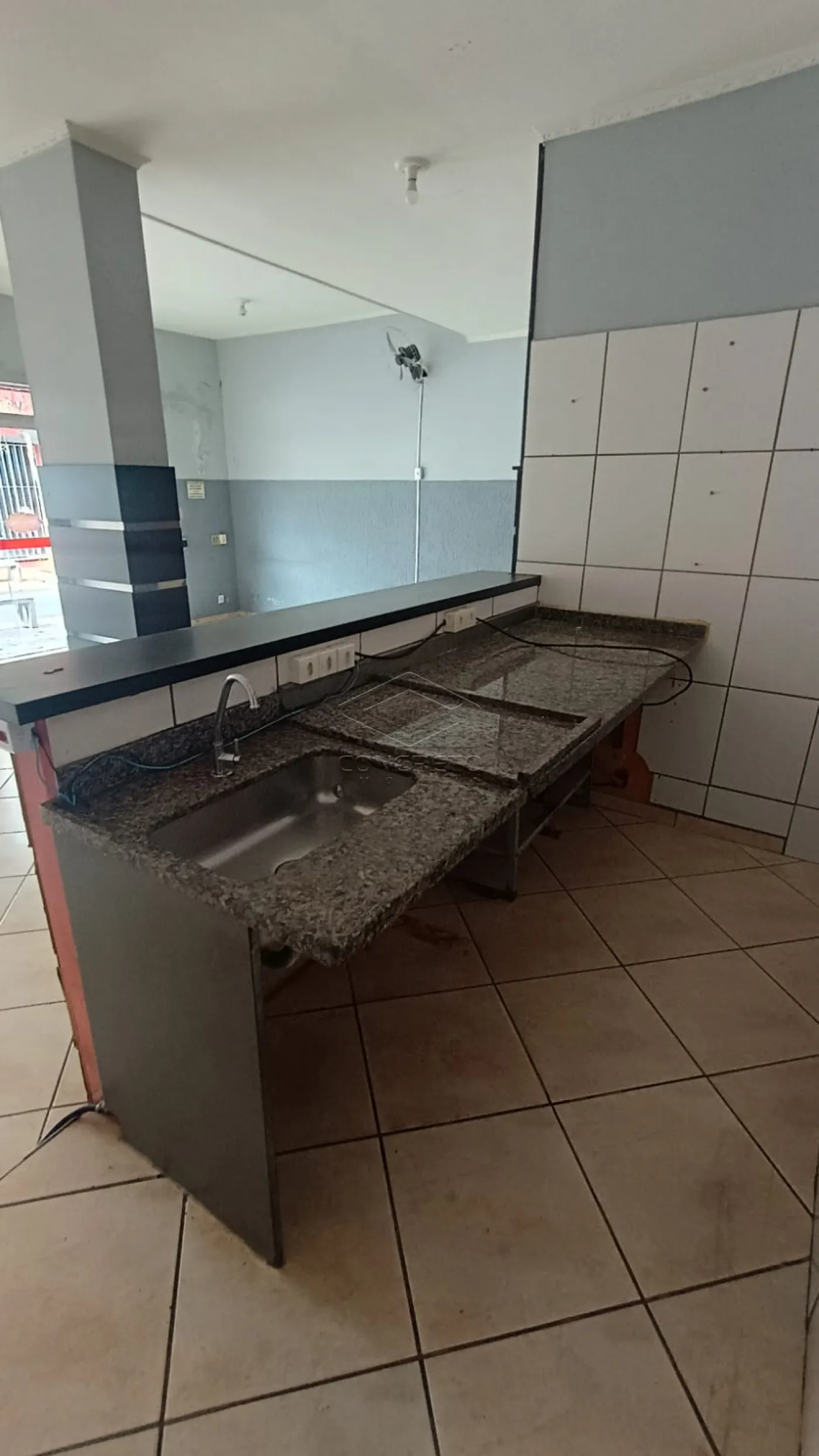Alugar Comercial / Sala comercial em Len&ccedil;&oacute;is Paulista R$ 3.500,00 - Foto 4