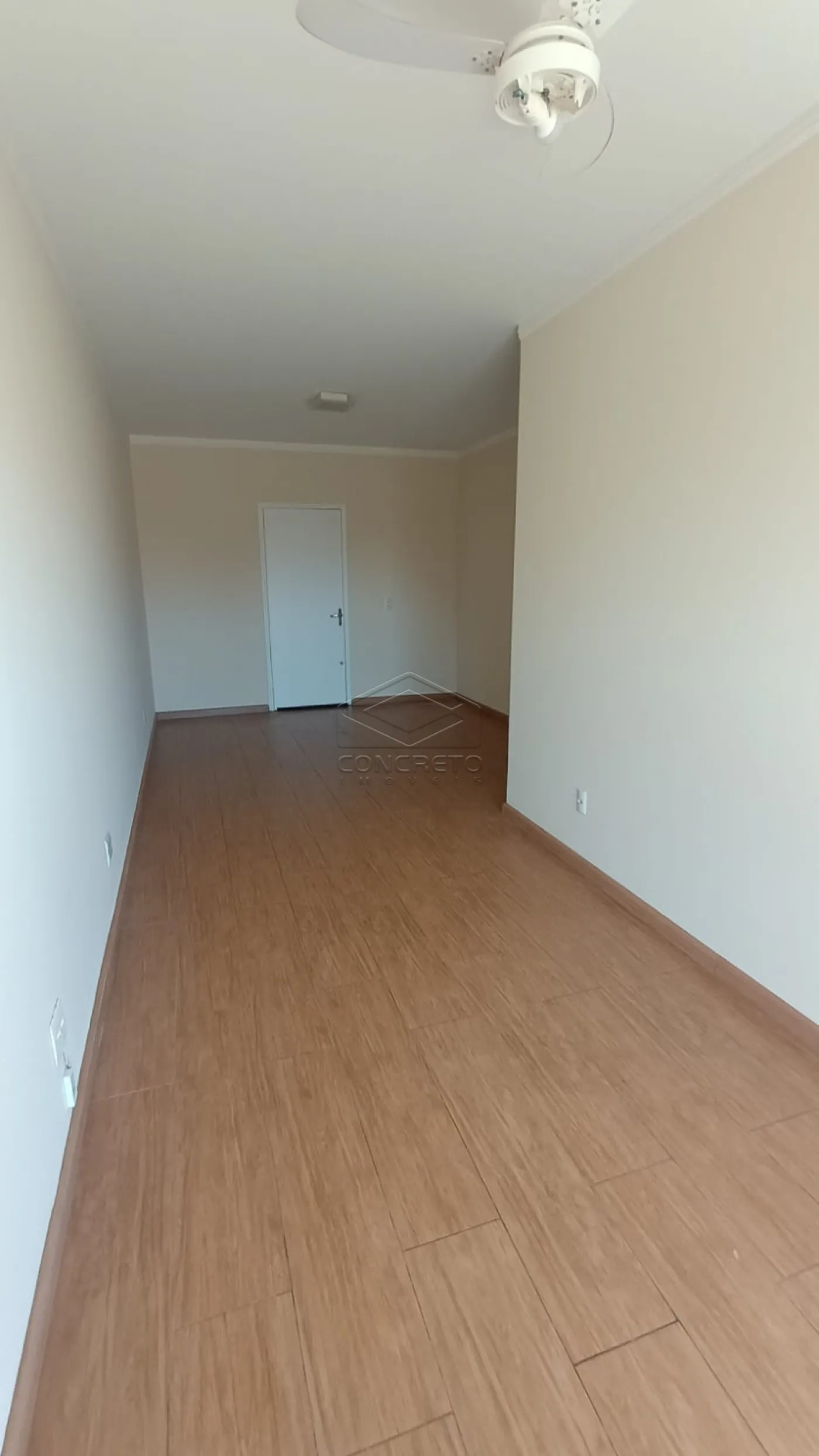 Alugar Apartamento / Padr&atilde;o em Len&ccedil;&oacute;is Paulista R$ 1.700,00 - Foto 3
