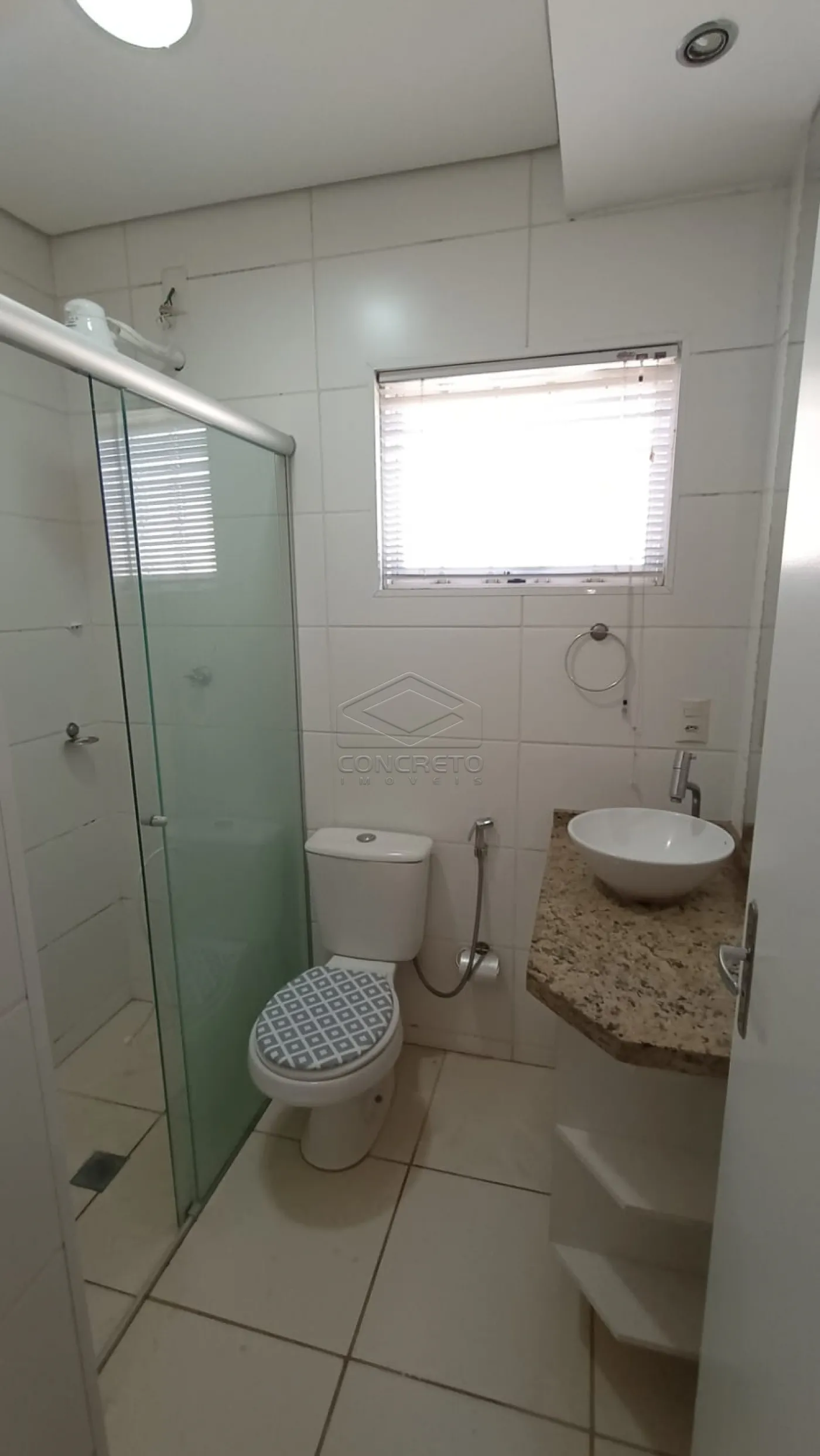 Alugar Apartamento / Padr&atilde;o em Len&ccedil;&oacute;is Paulista R$ 1.700,00 - Foto 6