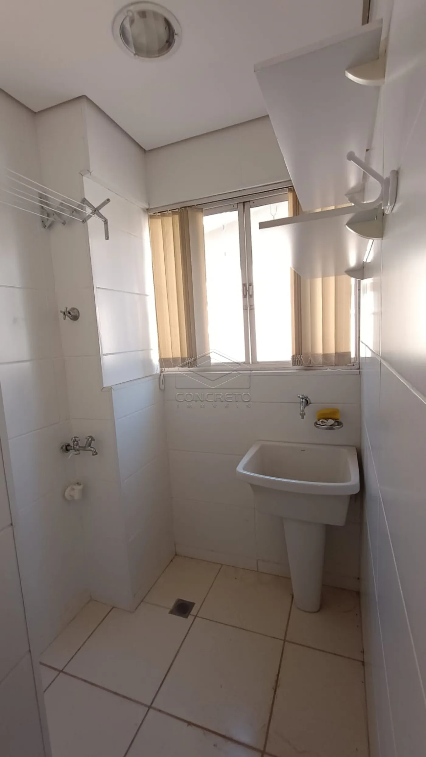 Alugar Apartamento / Padr&atilde;o em Len&ccedil;&oacute;is Paulista R$ 1.700,00 - Foto 10