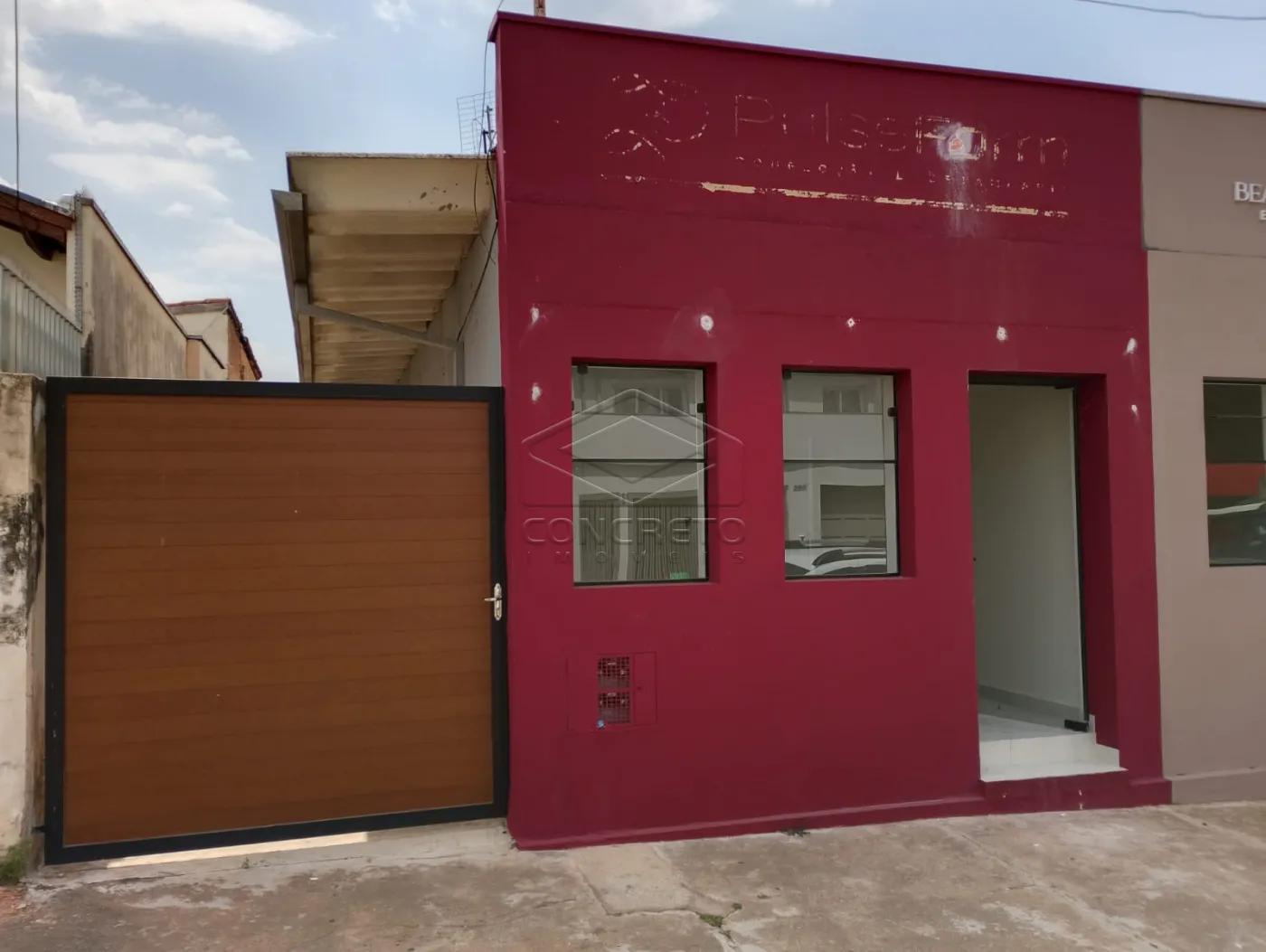 Alugar Comercial / Loja em Botucatu R$ 1.650,00 - Foto 1