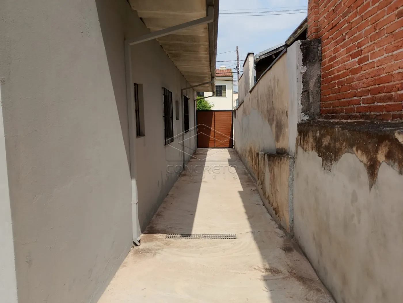 Alugar Comercial / Loja em Botucatu R$ 1.650,00 - Foto 13