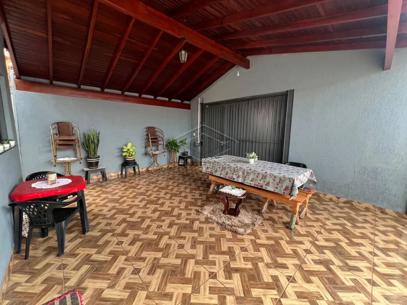 Comprar Casa / Padr&atilde;o em Len&ccedil;&oacute;is Paulista R$ 380.000,00 - Foto 1