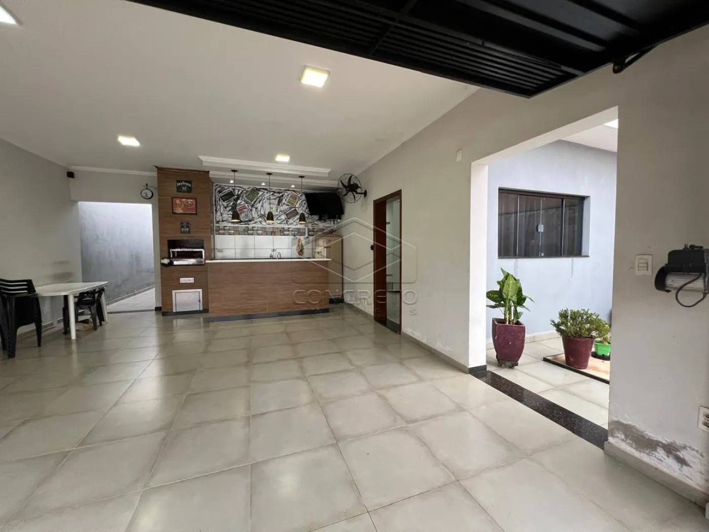 Comprar Casa / Padr&atilde;o em Len&ccedil;&oacute;is Paulista R$ 590.000,00 - Foto 1