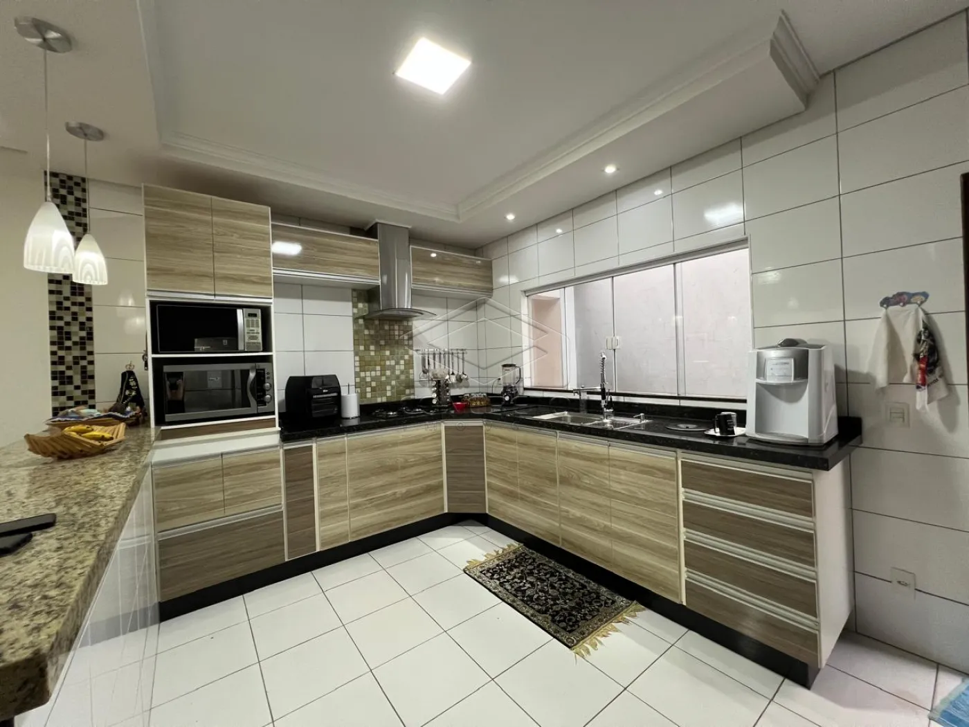 Comprar Casa / Padr&atilde;o em Len&ccedil;&oacute;is Paulista R$ 590.000,00 - Foto 8