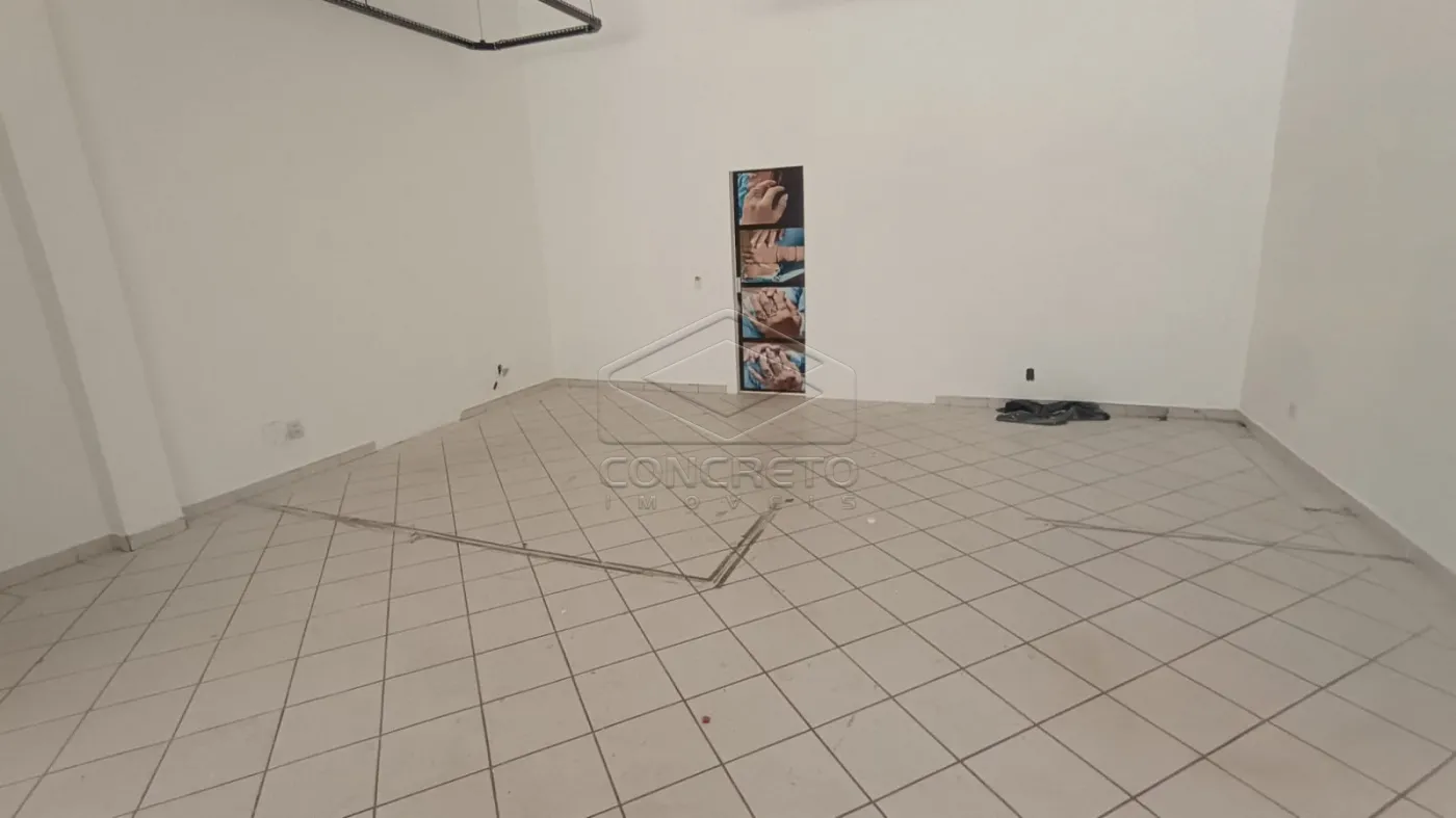 Alugar Comercial / Loja em Len&ccedil;&oacute;is Paulista R$ 5.000,00 - Foto 2