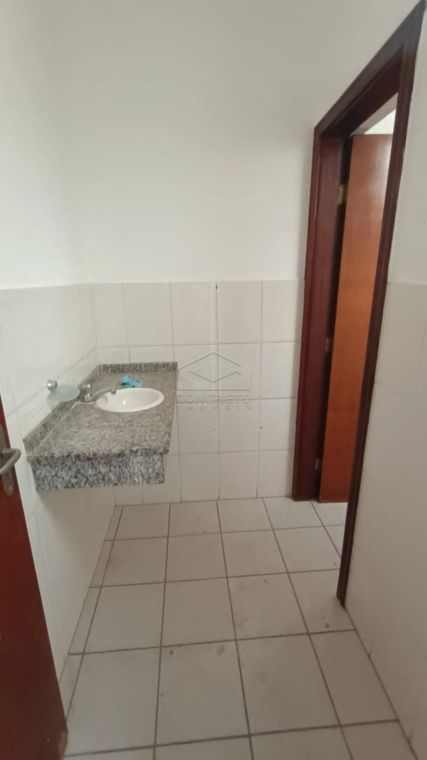 Alugar Comercial / Loja em Len&ccedil;&oacute;is Paulista R$ 5.000,00 - Foto 4
