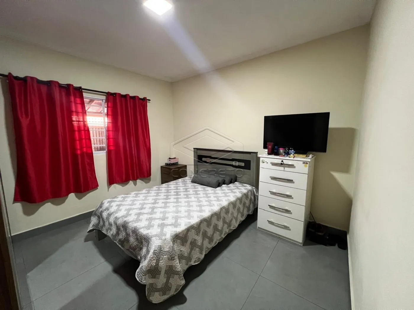 Comprar Casa / Padr&atilde;o em Len&ccedil;&oacute;is Paulista R$ 285.000,00 - Foto 2